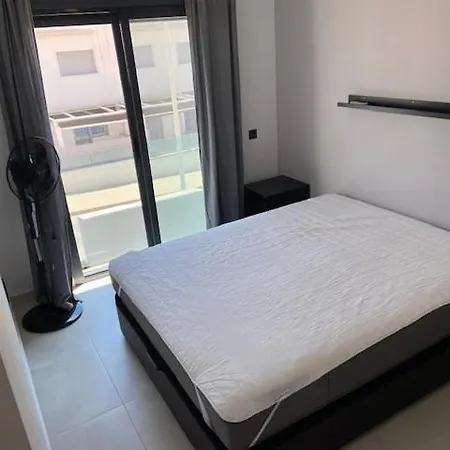 Lejlighed Torrevieja, Punta Prima, Oasis 9, Penthouse Luxury Flat 87m2 With Pool, Private Sun Deck, Terrace Next To The Living