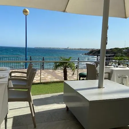 Lejlighed Torrevieja, Punta Prima, Oasis 9, Penthouse Luxury Flat 87m2 With Pool, Private Sun Deck, Terrace Next To The Living Torrevieja
